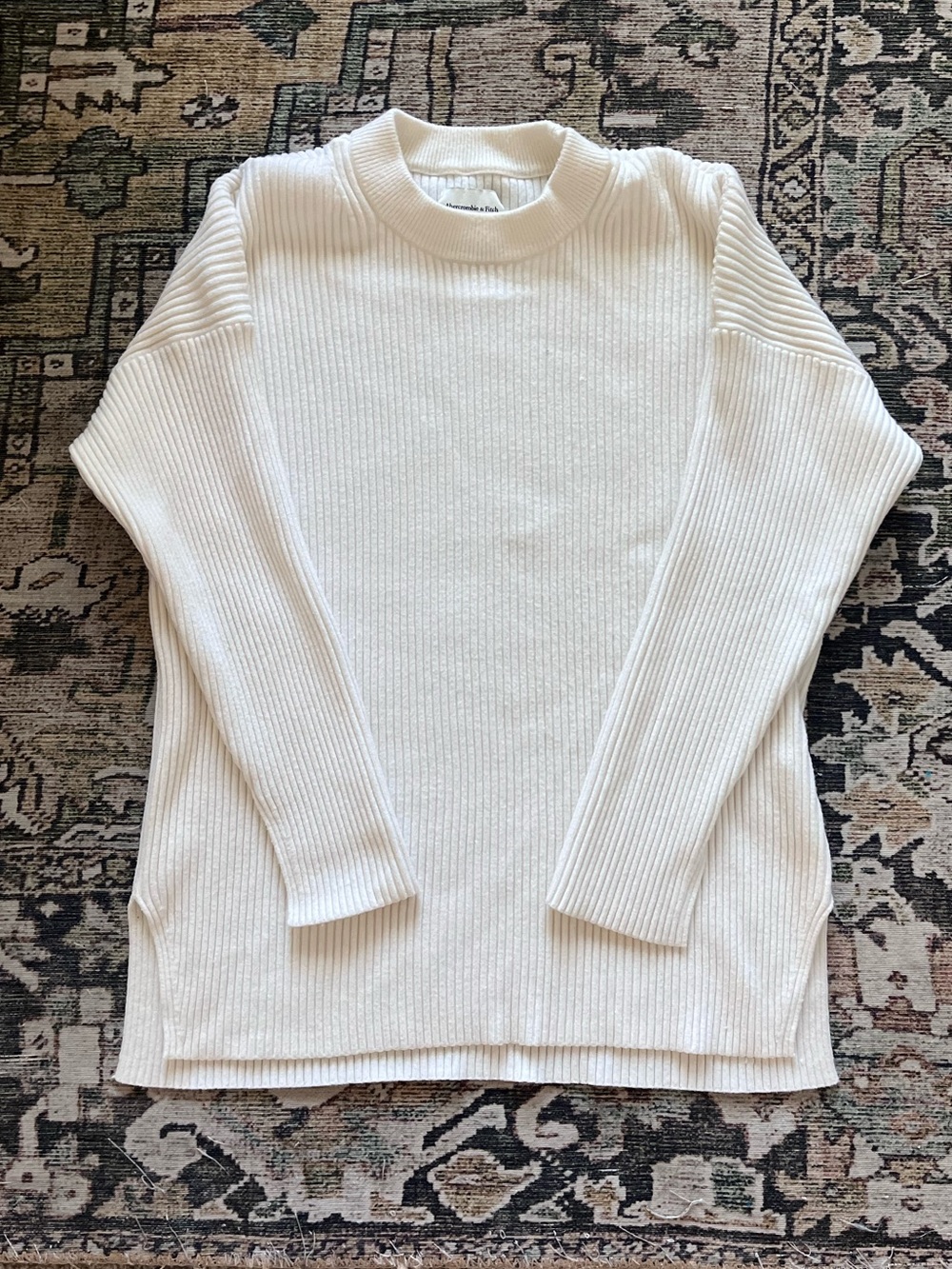 Abercrombie & Fitch White/Creme Sweater